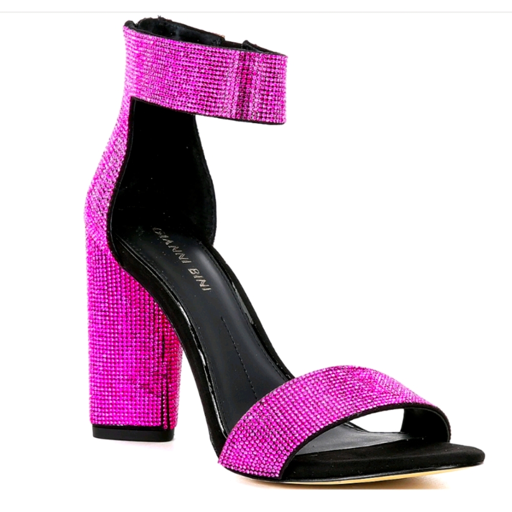Hot pink heel from Gianni Bini
